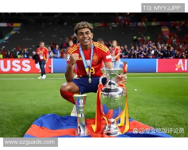 球星后代继承父业 足球宝宝展现天赋与潜力 球星后代继承父业 足球宝宝展现天赋与潜力