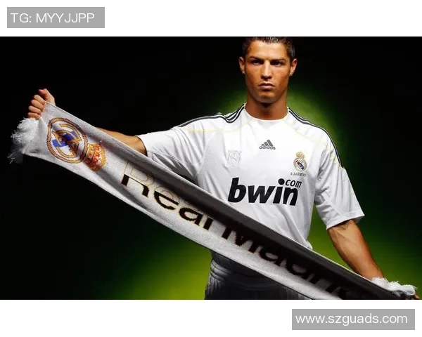 热血绿茵梦幻舞台足球巨星炫彩壁纸氛围尽显激情 热血绿茵梦幻舞台足球巨星炫彩壁纸氛围尽显激情